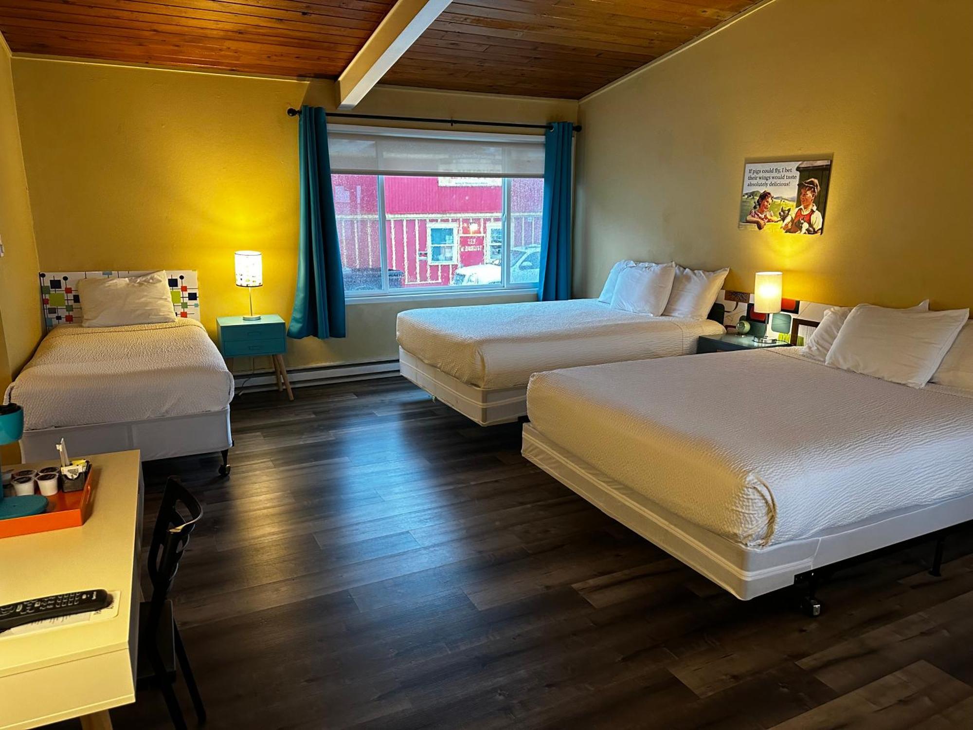 Atomic Motel Astoria Phòng bức ảnh